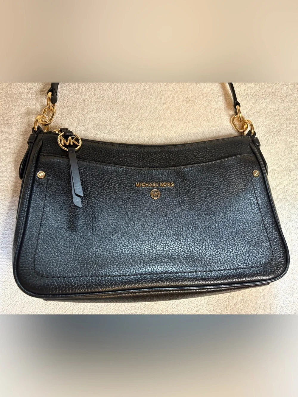 Michael Kors Jet Set Charm Medium Top Zip Pochette Black Pebbled Leather Bag
